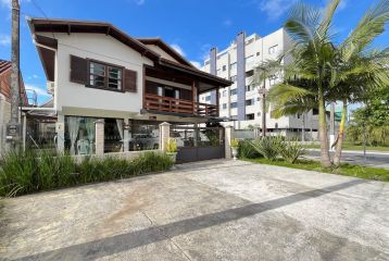 REF. 180 - Sobrado Centro